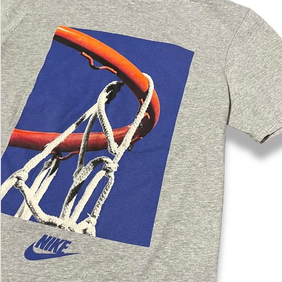 Nike Basketball Graphic T Shirt Green - (S) - Picture 3 of 5